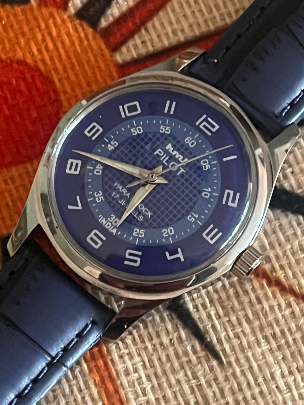 Vintage Mens HTM Pilot Para Shock Wristwatch